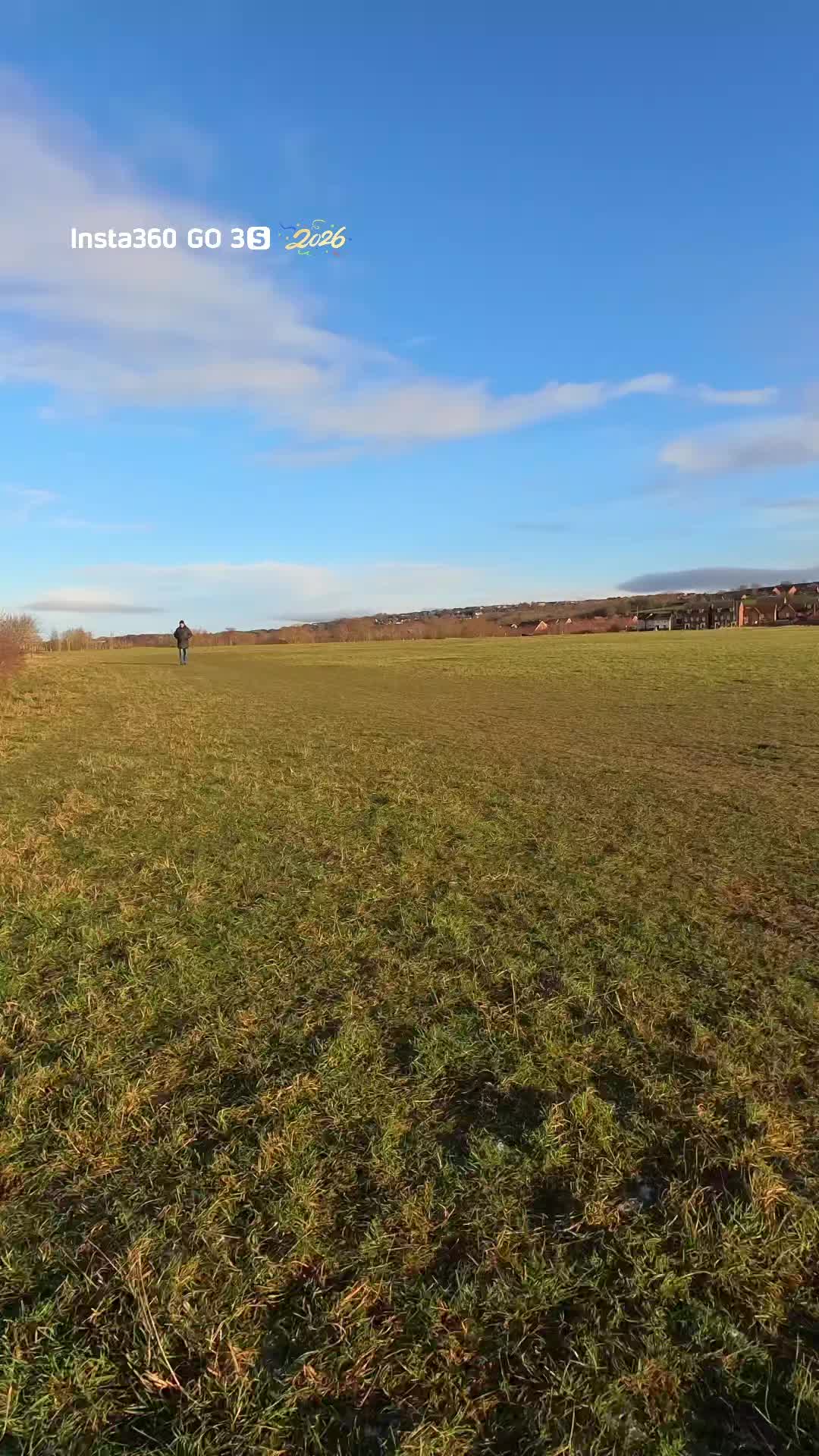 🐾OUR ENERGY CAN AFFECT OUR DOGS🐾

In this reel I call Shads to stay close as I can see a dog up a head. The video isn't the best quality as it was captured on a body cam so isn't always facing the right way. 

The next thing that happens is the dog runs full pelt towards Shads. The vocal you hear is what the other dog does as it circles around to Shads. 

The rest you can see clearly. Firstly a dog who's owner has absolutely no control. A dog who is very fortunate Shads deals with things the way he does as a lot of dogs would have retaliated badly to how rude this dog is. 

During the whole interaction you hear very little from me, I occasionally repeat the command "With" which is my command for Shads to stay close to me. I use this to stop him pursuing the dog and to also keep him relatively close so I can get involved should the need arise. 

The worst thing people do in these situations is get too involved, scream or get angry. The best thing to do is remain calm and assess the situation. 

I have been guilty in the past of getting angry towards the owner but I have worked hard so I dont anymore as it doesn't help the situation or my dog. 

Our energy and actions are so important and by remaining calm you help your dog most. 

Every dog is different so this type of situation does need to be handled differently depending on the dog. For reactive dogs/dogs that would not take this as calmly I would handle this situation very differently. I also wouldn't recommend grabbing the other dog as I did unless you can clearly read the dogs body language as its a way you can get bitten or your dog bitten. 

Shads handles the situation exceptionally well. He shouldn't have to as people should control their dogs but that's not going to change anytime soon so ensuring he is able to deal with everything thrown at him is the best thing I can do for him. 

Not the best video but a good lesson. 

#dogs #dogtraining #rottweiler #northeastdogtraining #looseleashwalking #dogreactivity #dogsofınstagram 
#doglovers 
#libertask9